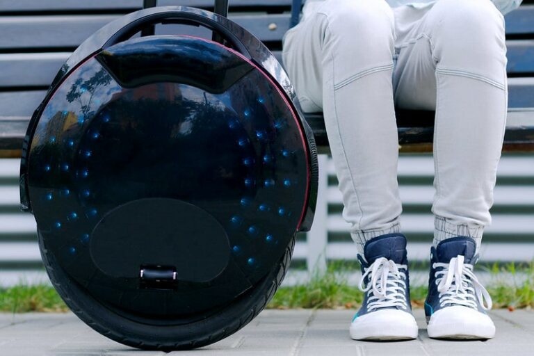 How Do You Charge An Electric Unicycle? 5 Things You Should Do